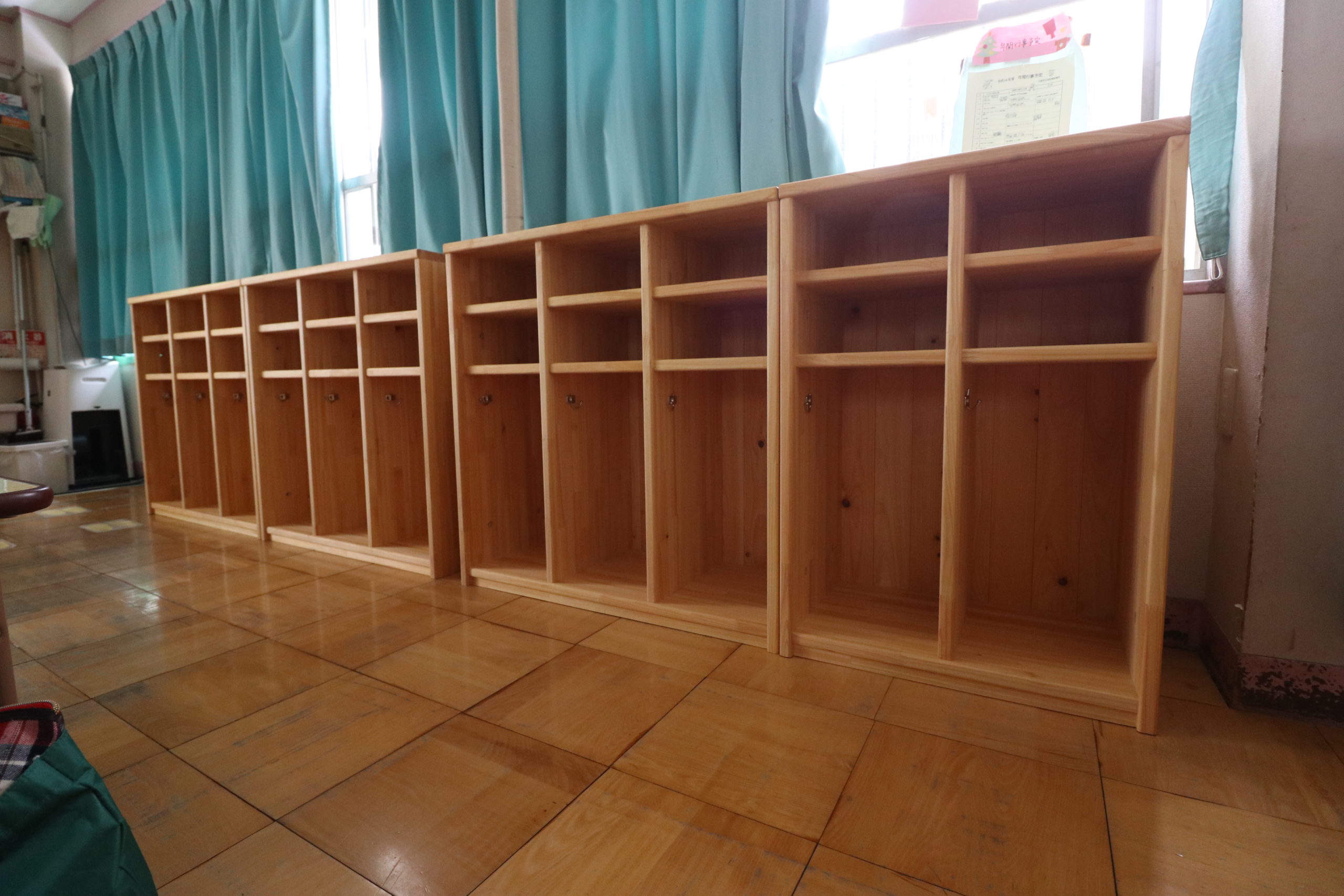 入札案件 大阪市内保育所 ロッカーほか