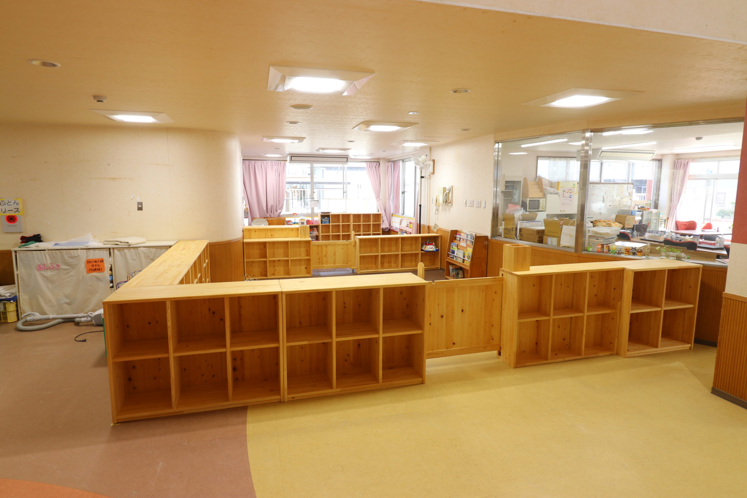 入札案件 大阪市内保育所② ロッカーほか