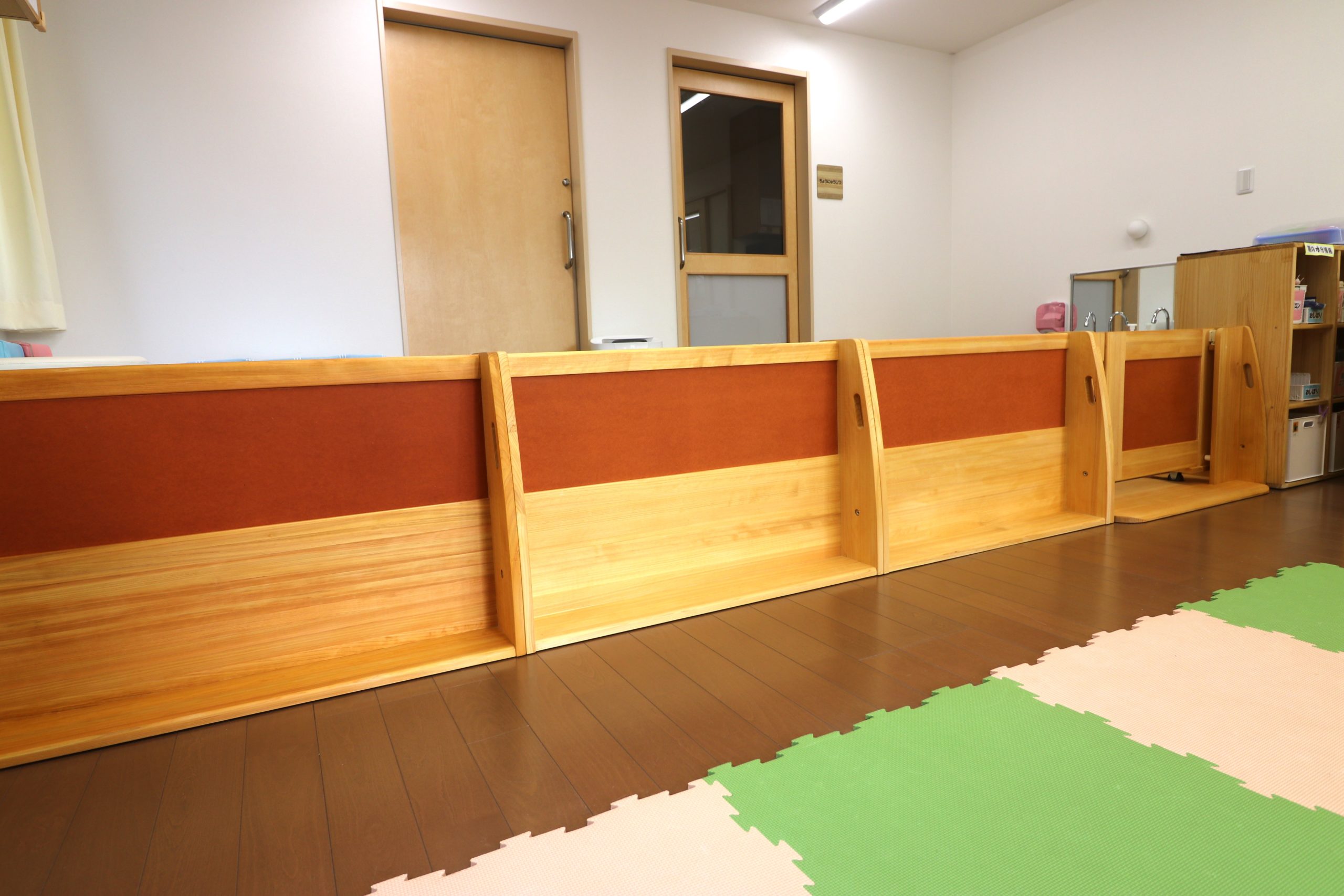 木製家具 パーテーション 豊中市 トレジャーキッズゆうひがおか保育園様