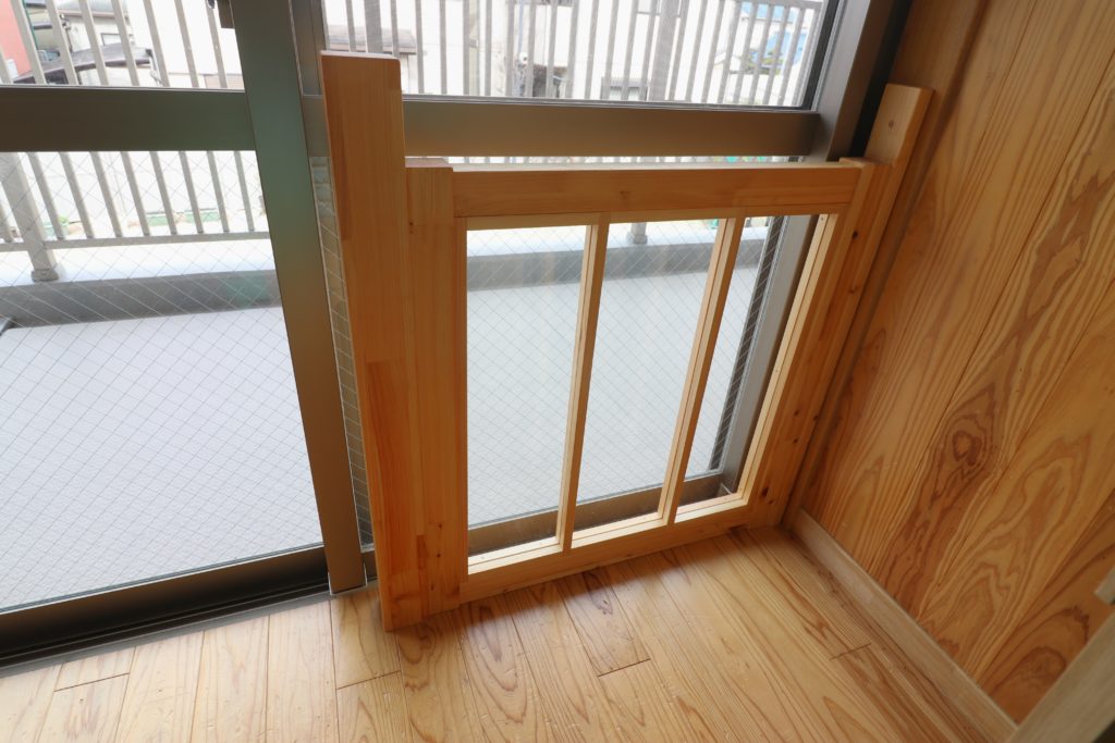 こども園 木製パーテーション