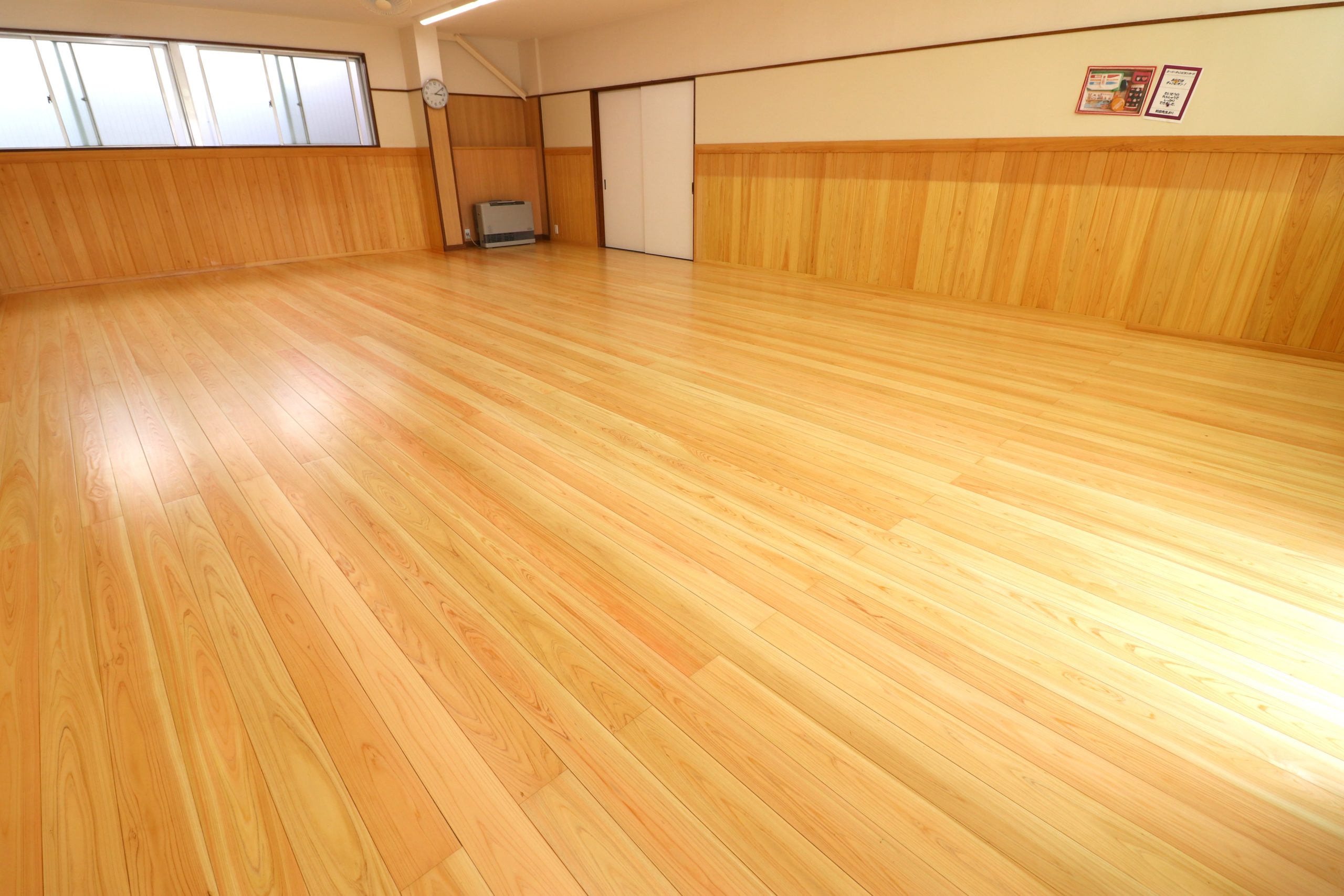 木製床の再生　床リノベ とことんリボーン 大阪市城東区 野江幼稚園様